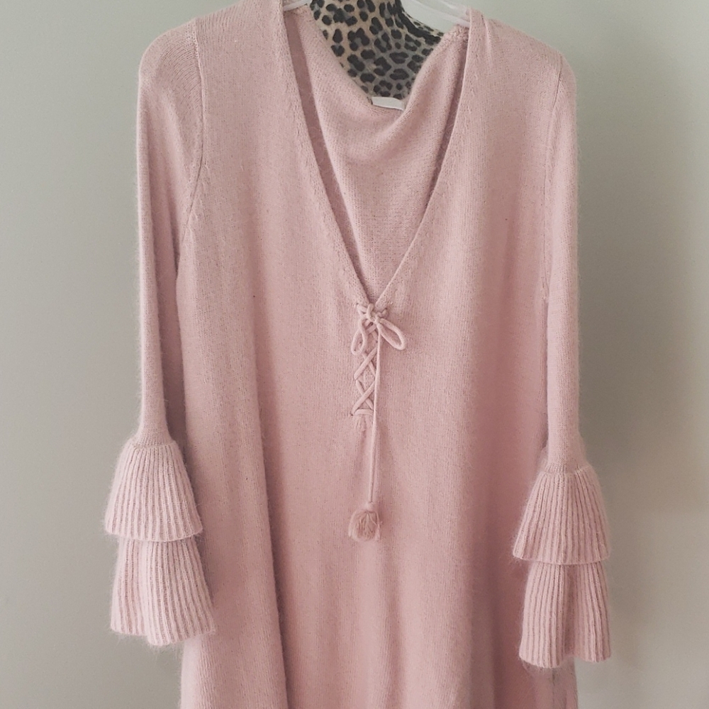 Bell sleeve tunic